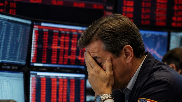Stocks Plunge as Tech Sector Faces Unprecedented Challenges | teks lagu cinta merah jambu, bali777