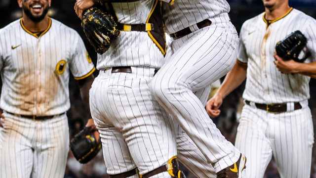 San Diego Padres Celebrate Narrow Victory with Stellar Pitching | topstar999, airbet88 masuk