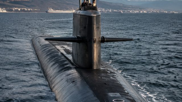 Navigating the Future of Submarine Procurement: Opportunities and Challenges | red poker table, akun