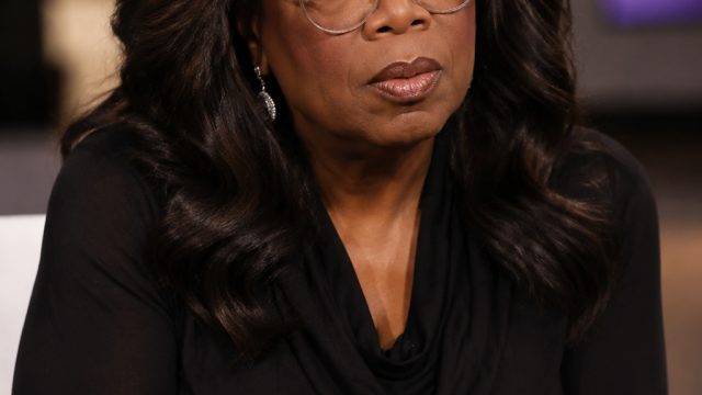 Oprah Winfrey Reflects on Whitney Houston's Vulnerable Moment | slot togel88, hkb poker online