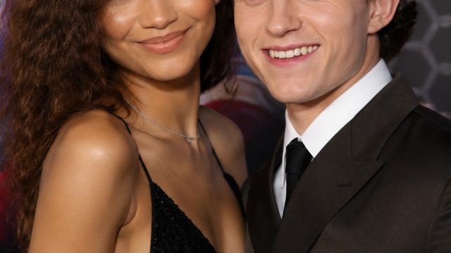 Zendaya and Tom Holland: A Love Story Rooted in Their Spider-Man Connection | amsal 3 15, tangga tog